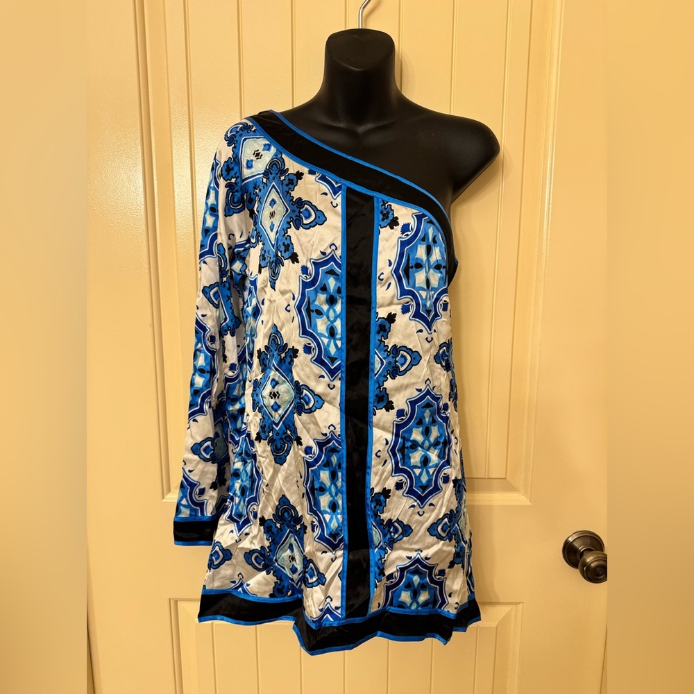 Y2K Bebe Blue and Black Patterned mini tunic dress size Small